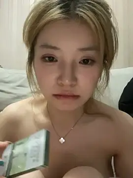Snapshot of Rabbit-15 chatting on 07-03-26, 01:28 Rabbit-15 online show from 07-03-26, 01:28