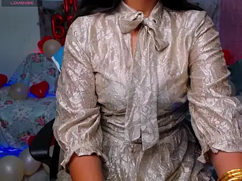 ELIZA 01 online show from 04-12-26, 05:33