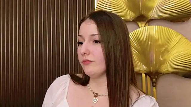 Snapshot of Anora_Mills chatting on 02-14-26, 04:07 Anora Mills online show from 02-14-26, 04:07