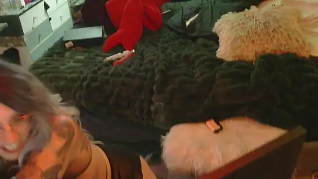 Alicethickpeach online show from 03-31-26, 05:15