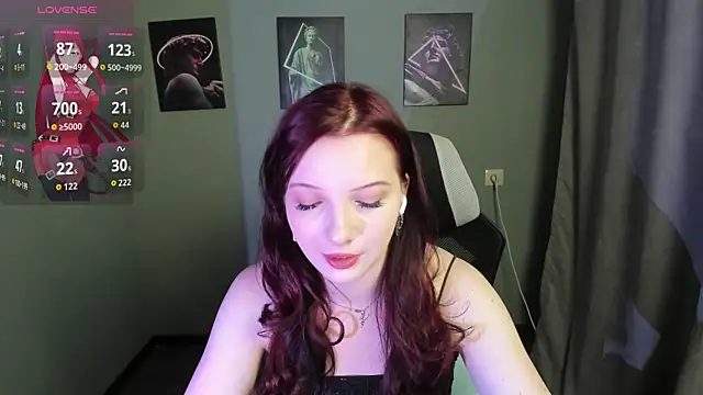 AuroraKane online show from 04-02-26, 05:08