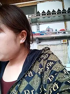 Snapshot of cute-hiphop chatting on 05-18-26, 04:18 cute-hiphop online show from 05-18-26, 04:18