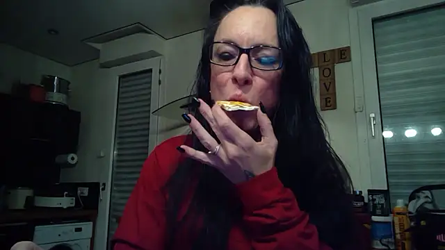 Snapshot of FITGIRL-MAEVA chatting on 02-17-26, 07:44 FITGIRL-MAEVA online show from 02-17-26, 07:44