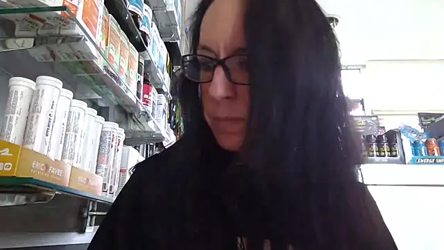 Snapshot of FITGIRL-MAEVA chatting on 02-21-26, 10:50 FITGIRL-MAEVA online show from 02-21-26, 10:50