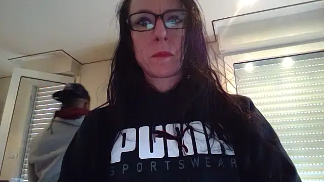 Snapshot of FITGIRL-MAEVA chatting on 02-15-26, 09:19 FITGIRL-MAEVA online show from 02-15-26, 09:19