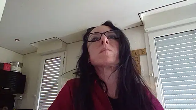 Snapshot of FITGIRL-MAEVA chatting on 02-22-26, 11:45 FITGIRL-MAEVA online show from 02-22-26, 11:45