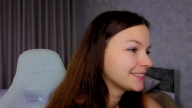 Snapshot of ElizaPizza chatting on 06-01-26, 06:29 ElizaPizza online show from 06-01-26, 06:29