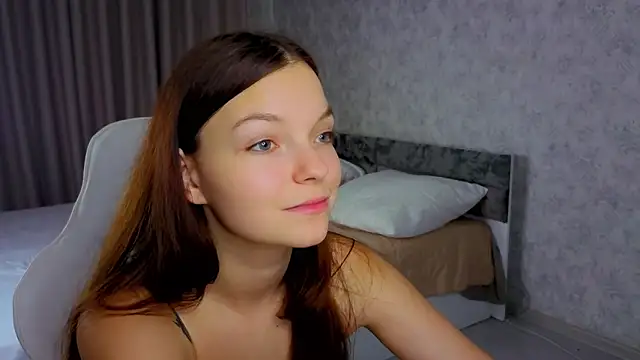 Snapshot of ElizaPizza chatting on 06-11-26, 05:10 ElizaPizza online show from 06-11-26, 05:10