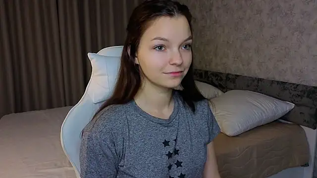 Snapshot of ElizaPizza chatting on 05-11-26, 07:33 ElizaPizza online show from 05-11-26, 07:33