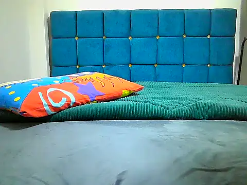 Lebo2004 online show from 02-15-26, 07:35