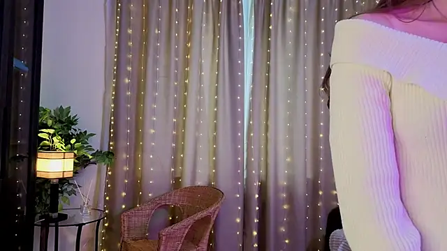 Snapshot of TobiMillinor chatting on 02-08-26, 09:07 TobiMillinor online show from 02-08-26, 09:07