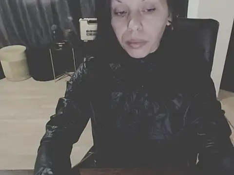 IconDomme online show from 02-25-26, 07:03