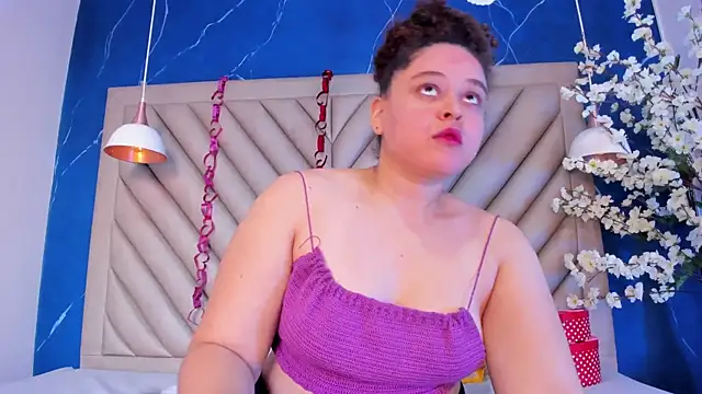 IrinaVoshh  online show from 04-17-26, 07:06