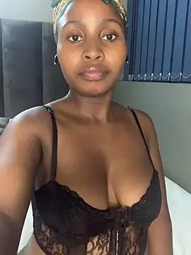 SexyLaylahx online show from 02-06-26, 01:23