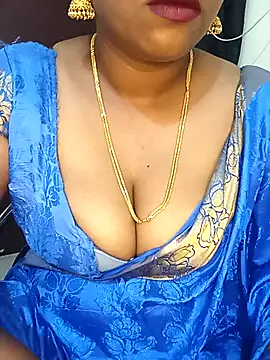Snapshot of Chinnima143 chatting on 05-27-26, 02:52 Chinnima143 online show from 05-27-26, 02:52