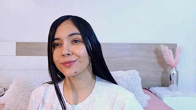 AlisonLamer online show from 04-11-26, 03:05