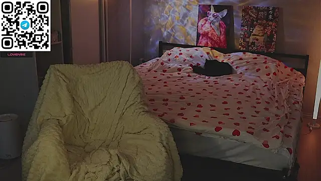 Alisia here online show from 02-28-26, 11:54