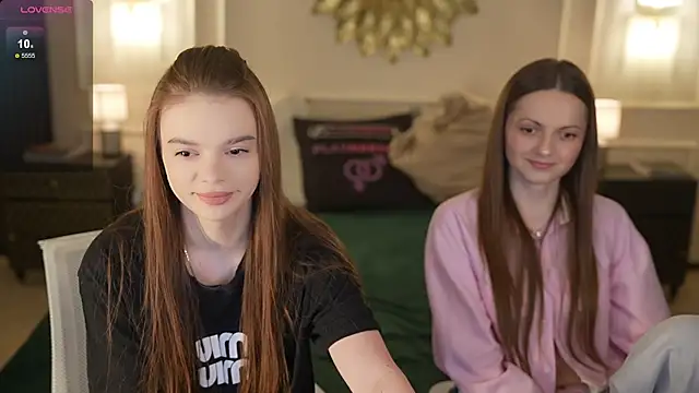 Snapshot of Zlata_Sky chatting on 02-23-26, 03:45 Zlata Sky online show from 02-23-26, 03:45