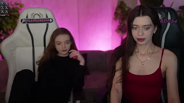 Snapshot of Zlata_Sky chatting on 02-01-26, 03:43 Zlata Sky online show from 02-01-26, 03:43