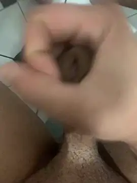 Snapshot of bruniinhoo1910 chatting on 02-16-26, 08:57 bruniinhoo1910 online show from 02-16-26, 08:57