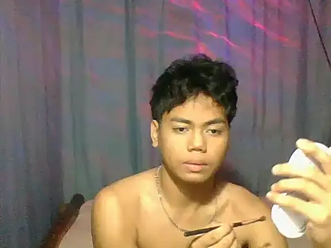 Snapshot of jomhappy chatting on 06-11-26, 01:41 jomhappy online show from 06-11-26, 01:41