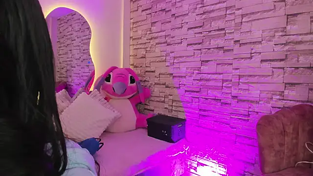 Elarossie online show from 03-24-26, 01:16