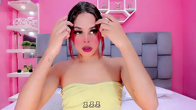 ManuelaJohnson online show from 04-17-26, 12:41