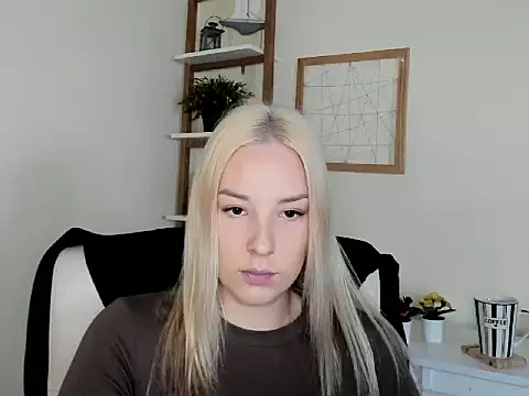 VelvetAngela online show from 02-06-26, 07:04