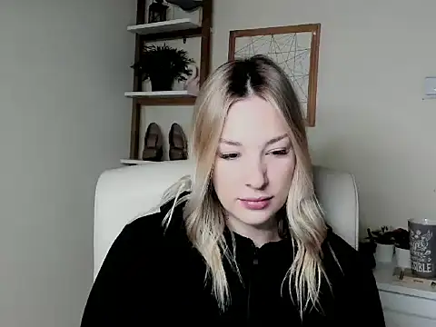 VelvetAngela online show from 02-17-26, 06:33