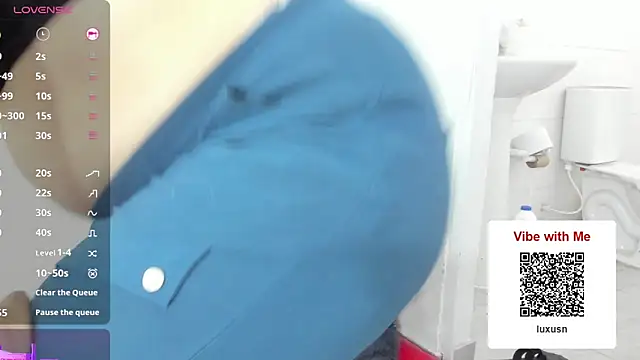 Snapshot of mature_gold1 chatting on 03-13-26, 12:10 mature gold1 online show from 03-13-26, 12:10