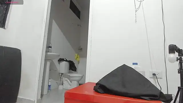 mature gold1 online show from 07-17-26, 03:59