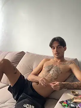ruffvip online show from 06-21-26, 05:52