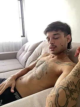 ruffvip online show from 02-04-26, 02:01