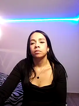 paula lopez   online show from 06-21-26, 05:52