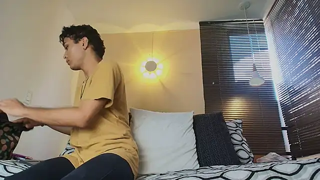 Snapshot of Damon_Salvarote_S chatting on 02-23-26, 07:58 Damon Salvarote S online show from 02-23-26, 07:58