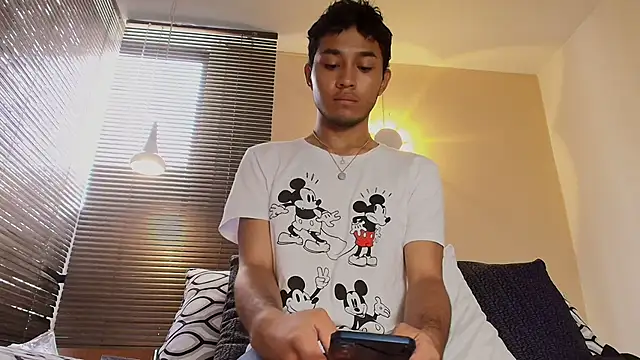 Snapshot of Damon_Salvarote_S chatting on 02-17-26, 07:33 Damon Salvarote S online show from 02-17-26, 07:33