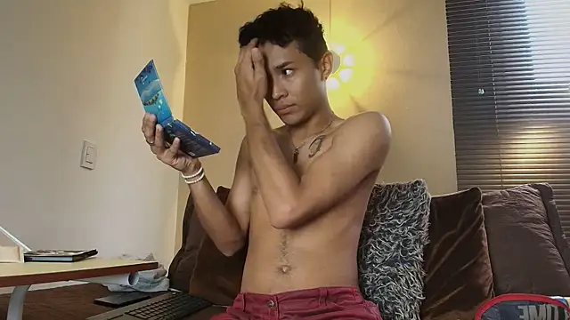 Snapshot of Damon_Salvarote_S chatting on 02-10-26, 07:35 Damon Salvarote S online show from 02-10-26, 07:35