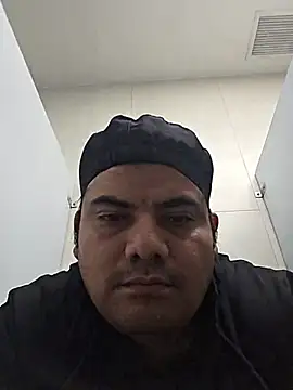 Snapshot of gerlop90 chatting on 07-03-26, 10:05 gerlop90 online show from 07-03-26, 10:05