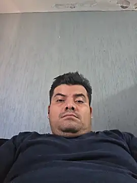 Snapshot of gerlop90 chatting on 05-31-26, 03:29 gerlop90 online show from 05-31-26, 03:29