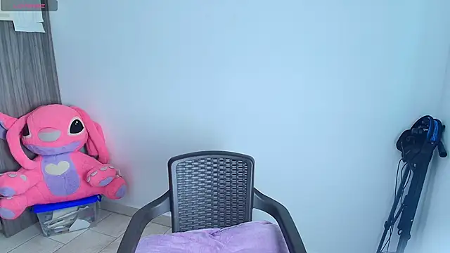 alys love online show from 05-04-26, 03:26