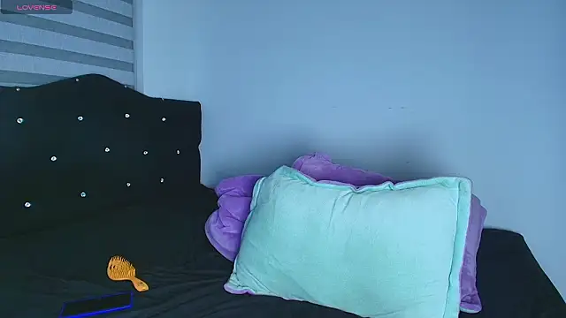 alys love online show from 02-21-26, 01:07