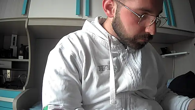 no-name15 online show from 04-13-26, 03:38