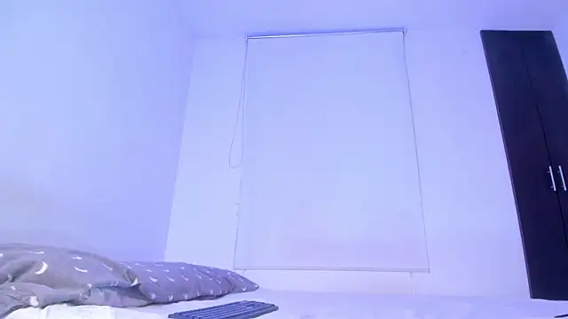 Snapshot of _FuckingYoungs_ chatting on 05-10-26, 03:54 FuckingYoungs online show from 05-10-26, 03:54