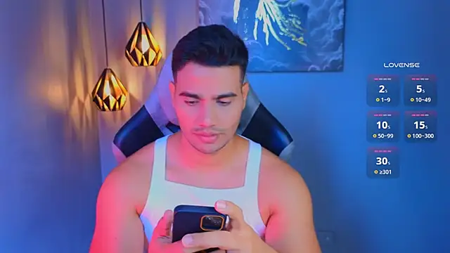 AndresRodriguez1 online show from 03-07-26, 12:43