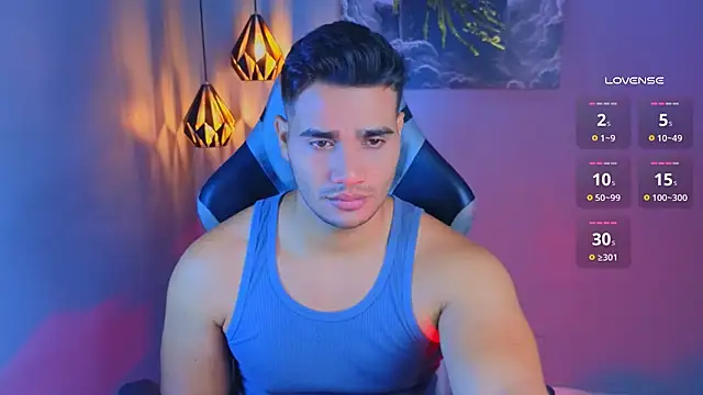 AndresRodriguez1 online show from 04-08-26, 10:06