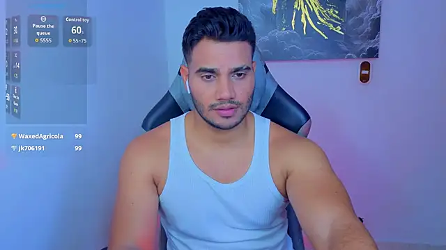 Snapshot of AndresRodriguez1 chatting on 06-21-26, 01:11 AndresRodriguez1 online show from 06-21-26, 01:11