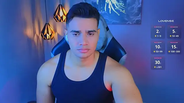 AndresRodriguez1 online show from 04-05-26, 12:56