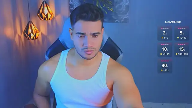 AndresRodriguez1 online show from 04-12-26, 04:05