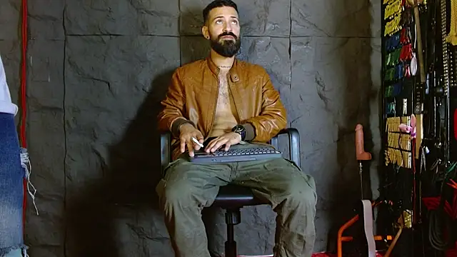 Hardcore Room Bdsm  online show from 02-25-26, 04:01