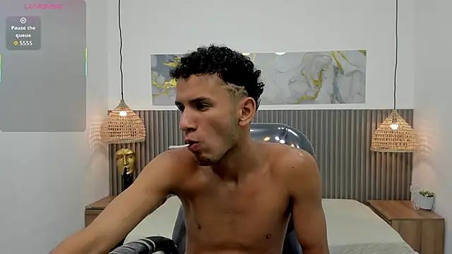 JDWhite18 online show from 04-11-26, 04:09